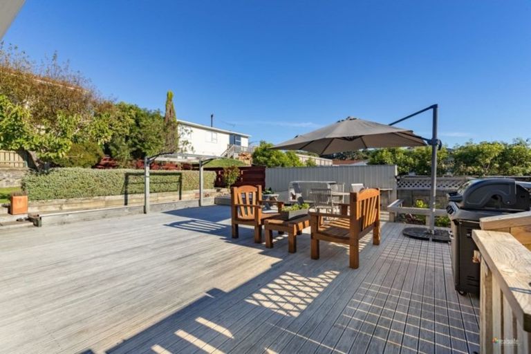 Photo of property in 14 Thimble Lane, Whitby, Porirua, 5024