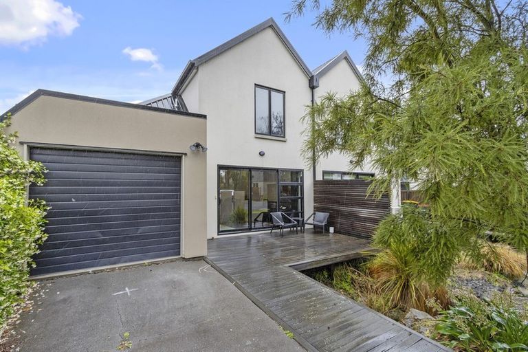 Photo of property in 32 Eversleigh Street, St Albans, Christchurch, 8014