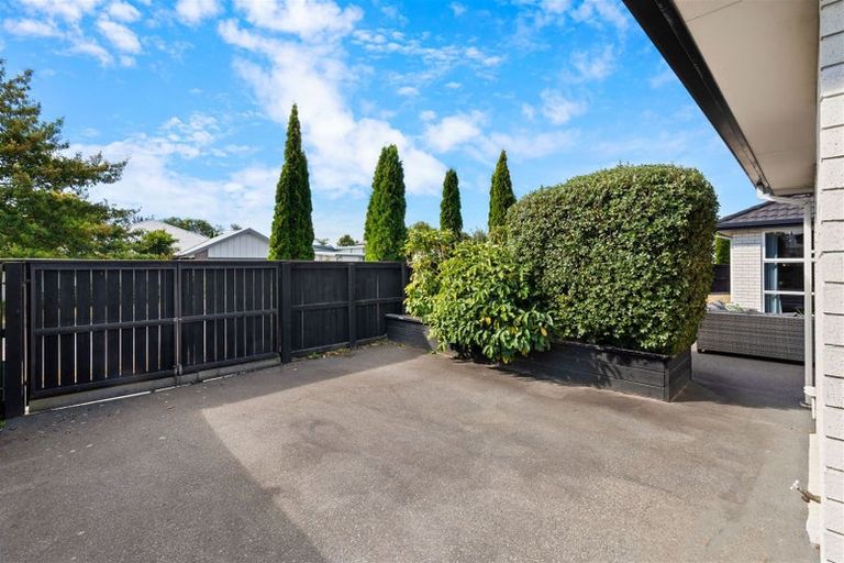 Photo of property in 25 Brookwater Avenue, Northwood, Christchurch, 8051