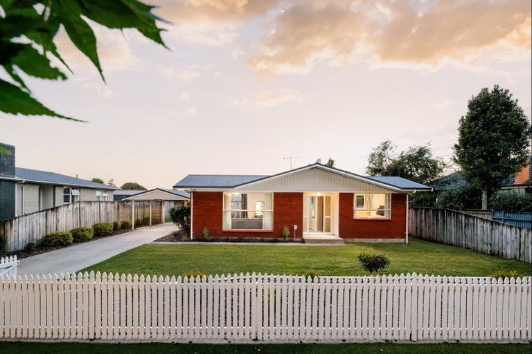 Photo of property in 59 Hall Street, Cambridge, 3434