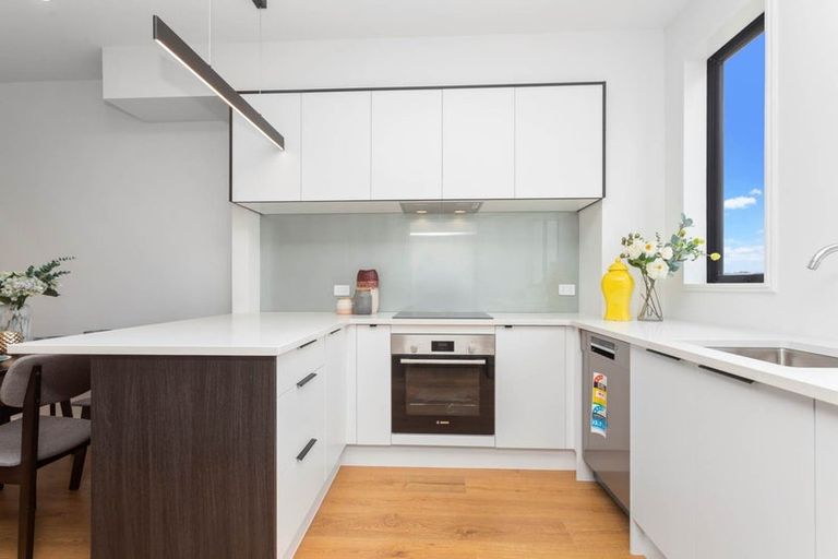 Photo of property in 4/2a Cambridge Road, Manurewa, Auckland, 2102