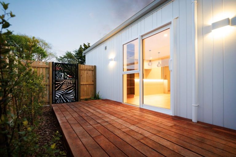 Photo of property in 42c Batt Street, West End, Palmerston North, 4410