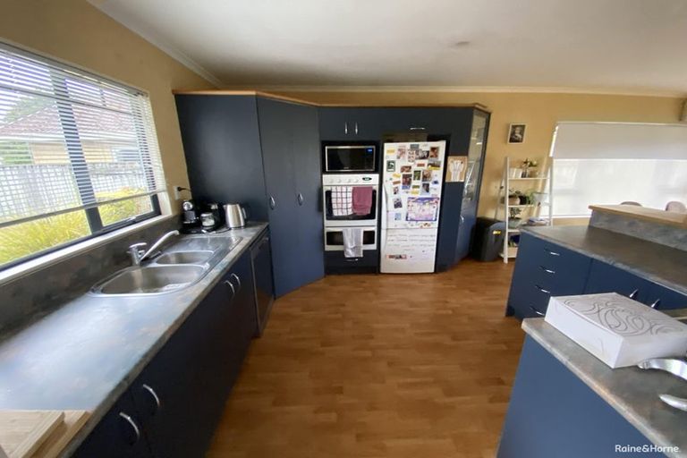 Photo of property in 304 Gravatt Road, Papamoa Beach, Papamoa, 3118