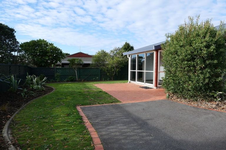 Photo of property in 78 Langdale Avenue, Paraparaumu, 5032