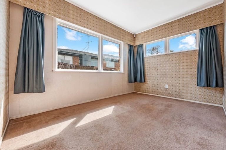 Photo of property in 21 Pegler Drive, Howick, Auckland, 2014