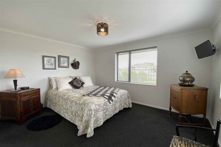 Photo of property in 42 Conway Crescent, Glengarry, Invercargill, 9810