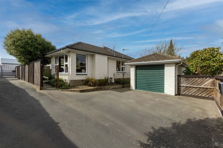 Photo of property in 26 Staveley Street, Avonhead, Christchurch, 8042