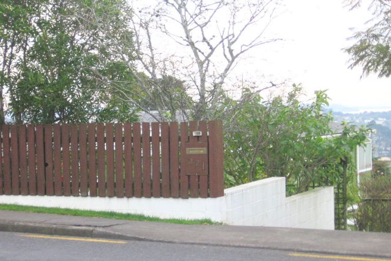 Photo of property in 321 Don Buck Road, Massey, Auckland, 0614