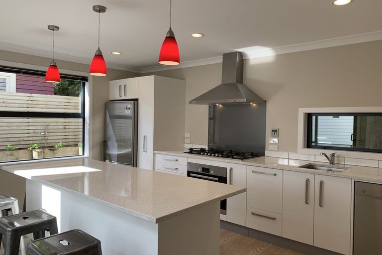 Photo of property in 35 Nairn Street, Mount Cook, Wellington, 6011