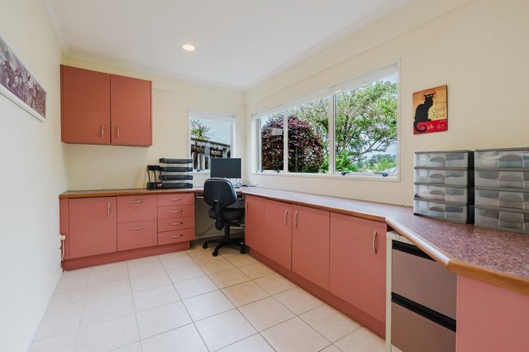 Photo of property in 73 Dixon Road, Glenview, Hamilton, 3206