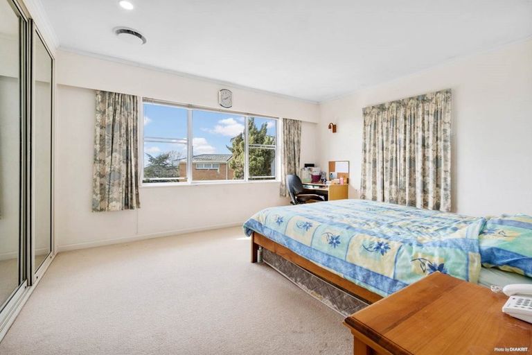 Photo of property in 7 Sea Spray Drive, Bucklands Beach, Auckland, 2012