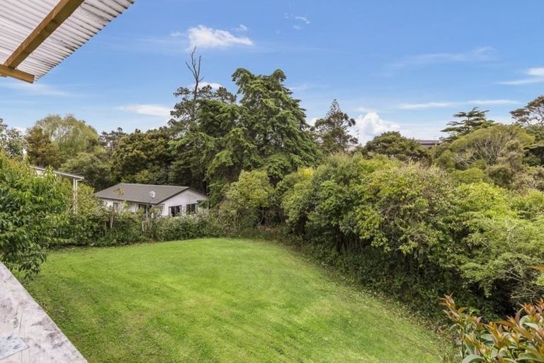 Photo of property in 9 Hellyers Street, Birkdale, Auckland, 0626