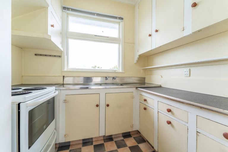 Photo of property in 35 Saint George Street, Watlington, Timaru, 7910