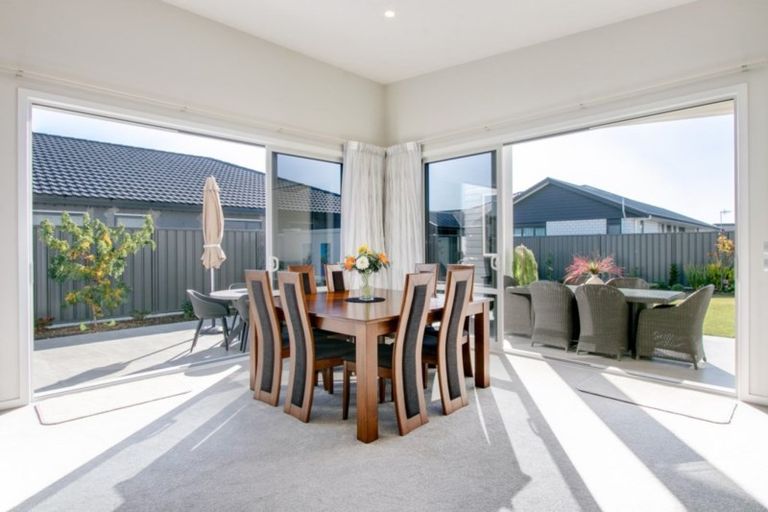 Photo of property in 6 Ruahine Road, Poraiti, Napier, 4112