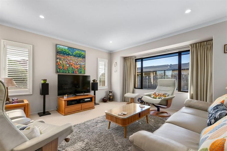 Photo of property in 10 Woodstock Place, Stoke, Nelson, 7011