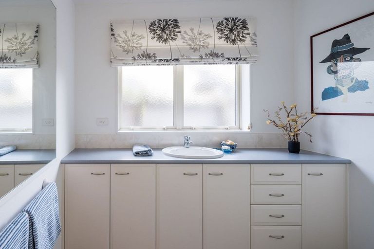 Photo of property in 10 Helmsdale Court, Huntington, Hamilton, 3210