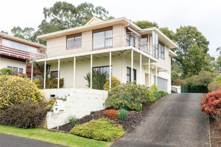 Photo of property in 51 Resthill Crescent, Glenview, Hamilton, 3206