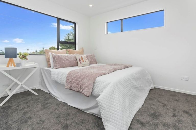 Photo of property in 4/2a Cambridge Road, Manurewa, Auckland, 2102