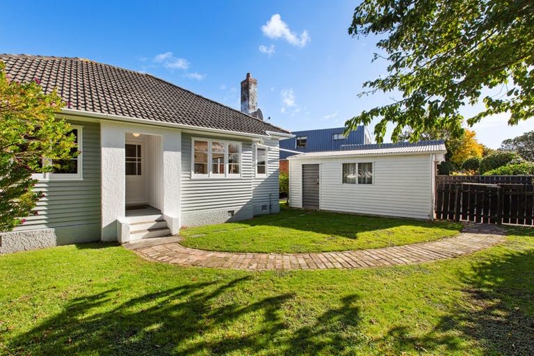 Photo of property in 44 Hardy Street, Waterloo, Lower Hutt, 5011