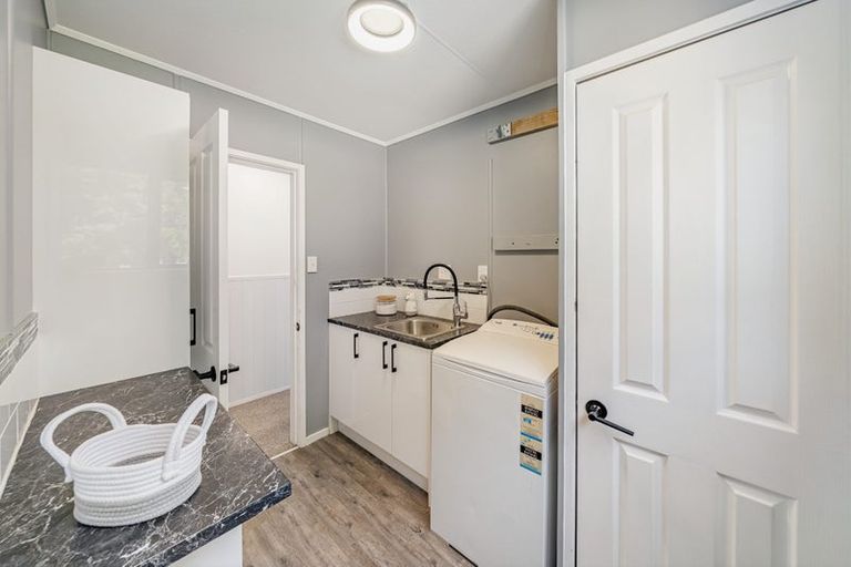 Photo of property in 1712 State Highway 2, Kaitoke, Upper Hutt, 5018