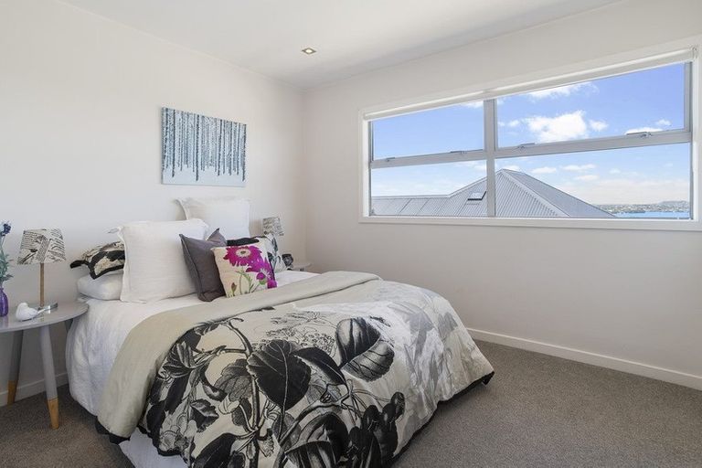 Photo of property in 31 Huka Road, Birkenhead, Auckland, 0626