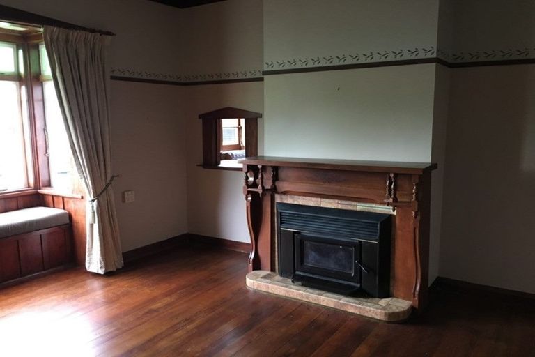 Photo of property in 55 Kamo Road, Regent, Whangarei, 0112