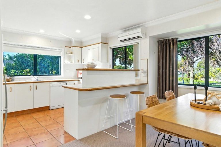 Photo of property in 2 Cayman Key, Papamoa Beach, Papamoa, 3118