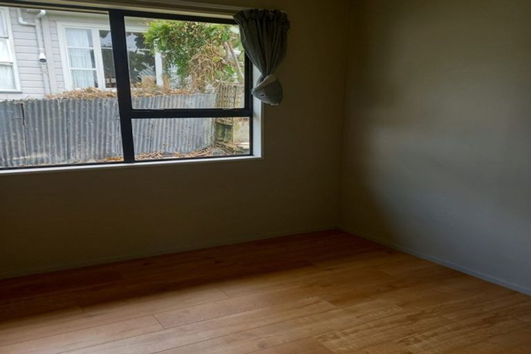 Photo of property in 36 Seabrook Avenue, New Lynn, Auckland, 0600