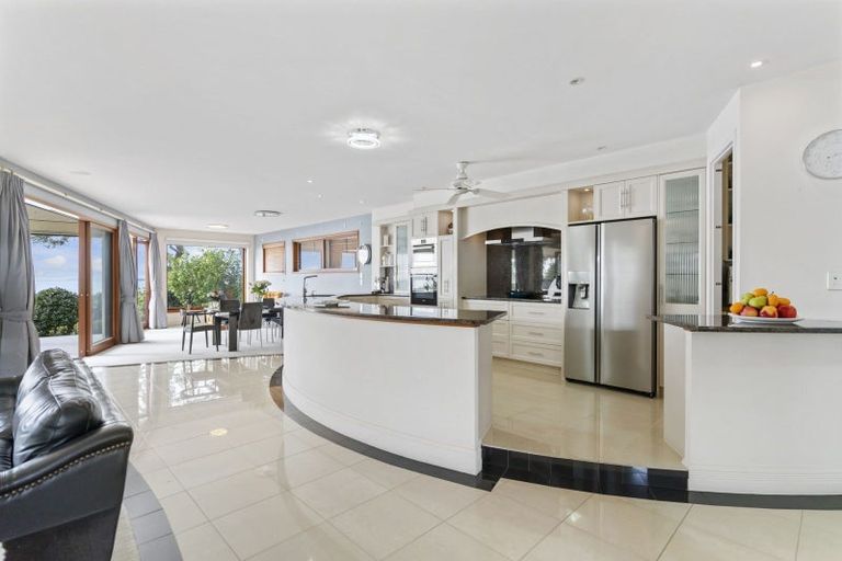 Photo of property in 13 Clifton Road, Hauraki, Auckland, 0622