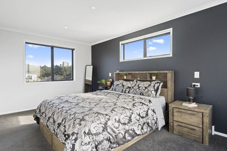 Photo of property in 18 Topsail Way, Whitby, Porirua, 5024