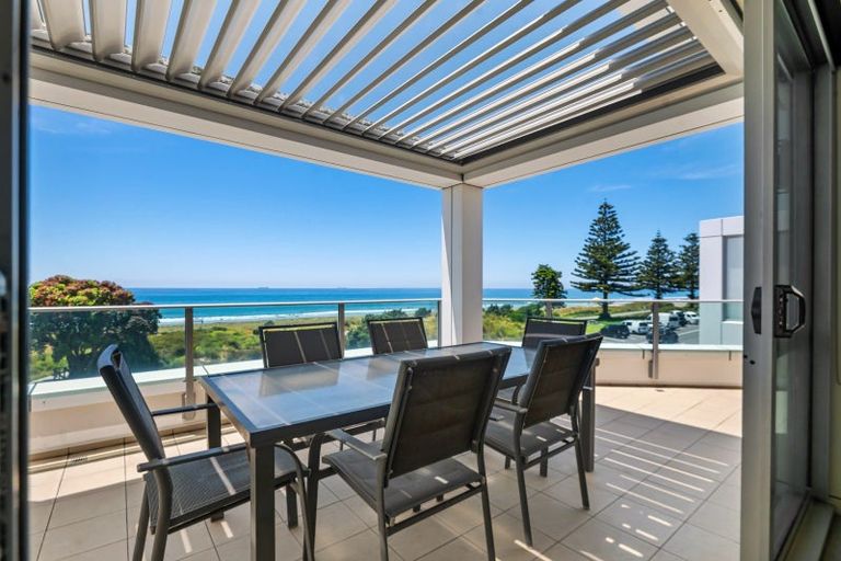 Photo of property in 302/136 Marine Parade, Mount Maunganui, 3116
