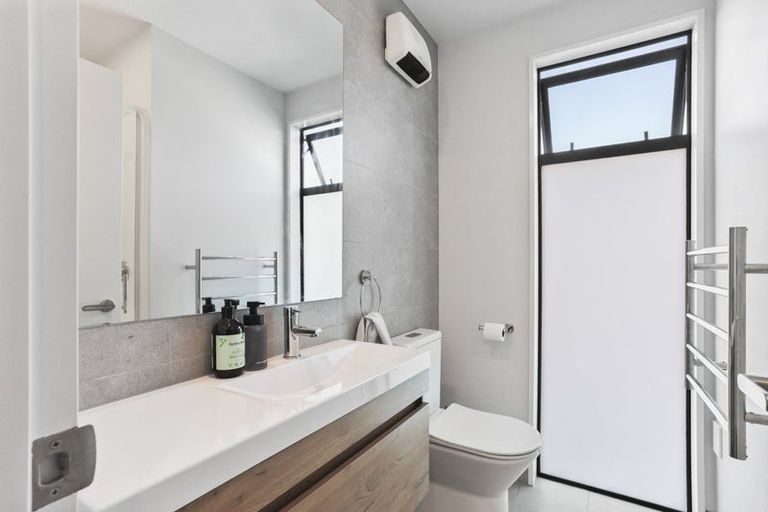 Photo of property in 1/8 New Brighton Road, Shirley, Christchurch, 8061