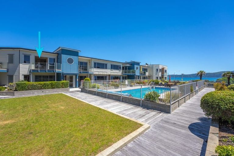 Photo of property in 4-u27 Seaview Road, Paraparaumu Beach, Paraparaumu, 5032