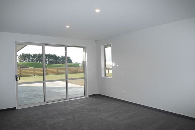 Photo of property in 36 Otaihanga Road, Otaihanga, Paraparaumu, 5036