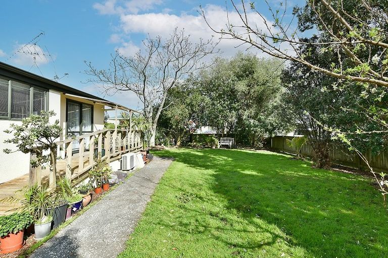 Photo of property in 33e Springs Road, Parakai, 0830