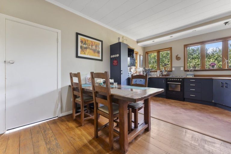 Photo of property in 25 Brightwater Terrace, Terrace End, Palmerston North, 4410