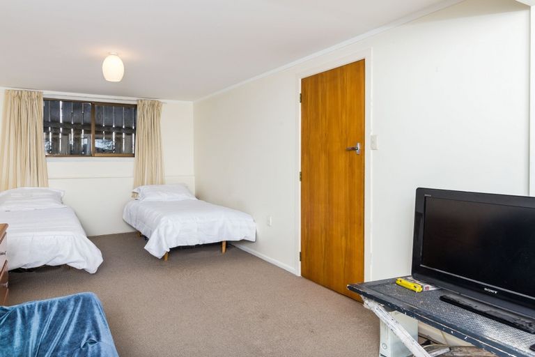 Photo of property in 45 Matuku Street, Two Mile Bay, Taupo, 3330