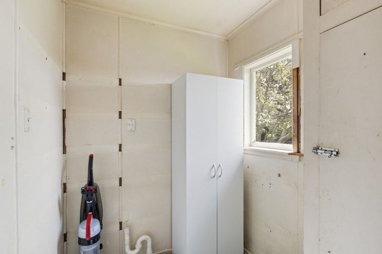 Photo of property in 3 Wiremu Place, Blagdon, New Plymouth, 4310