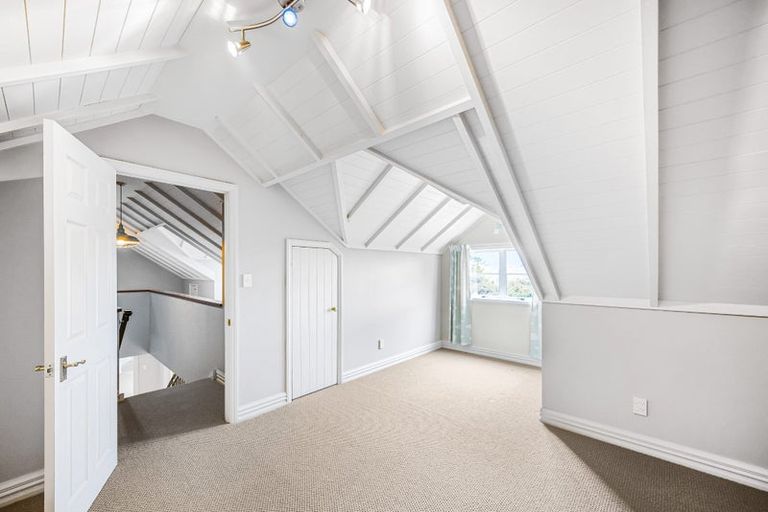 Photo of property in 233 Paremoremo Road, Lucas Heights, Auckland, 0632