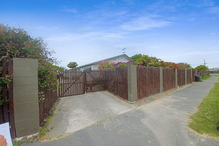 Photo of property in 75 Vanguard Drive, Broomfield, Christchurch, 8042