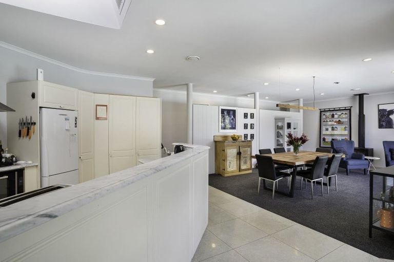 Photo of property in 13c Reading Street, Greytown, 5712