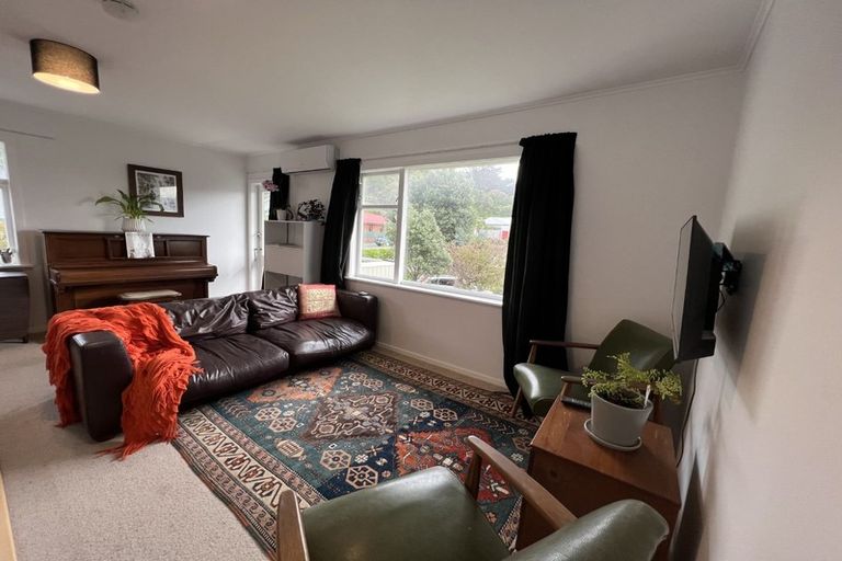 Photo of property in 139u6 Queens Drive, Lyall Bay, Wellington, 6022