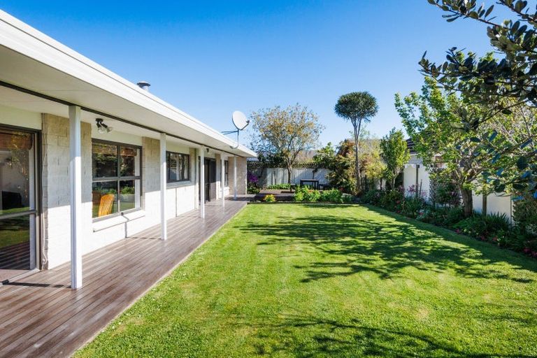 Photo of property in 27 Aintree Crescent, Awapuni, Palmerston North, 4412