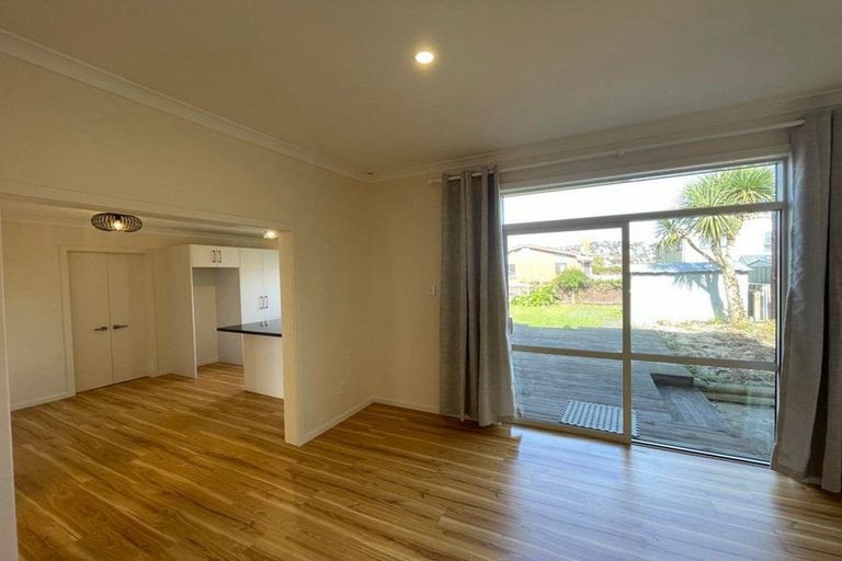 Photo of property in 66 Cutten Street, South Dunedin, Dunedin, 9012
