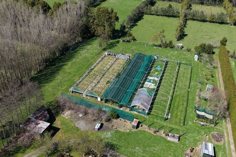 Photo of property in 22 Walkers Road, Longburn, Palmerston North, 4477