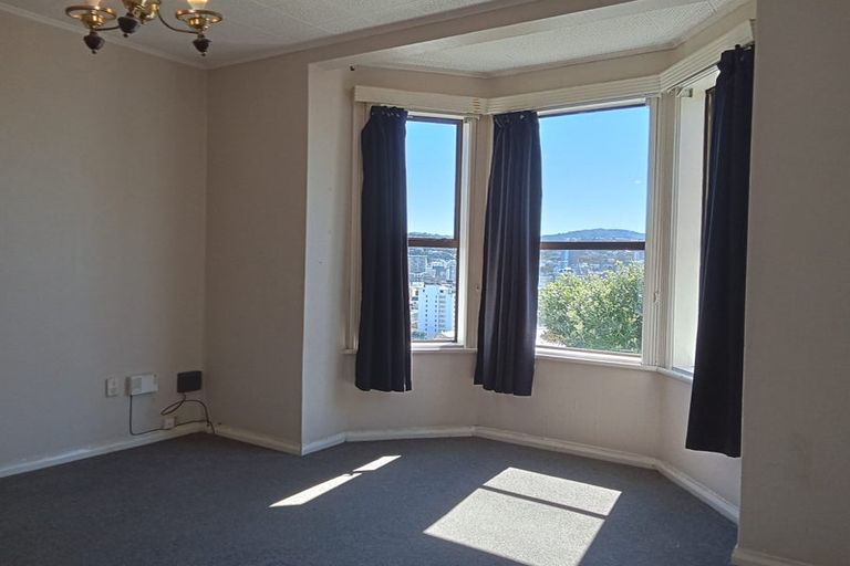 Photo of property in 7-7a Vogel Street, Mount Victoria, Wellington, 6011