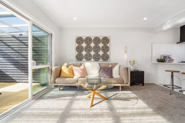 Photo of property in 1/18 Gray Avenue, Mangere East, Auckland, 2024