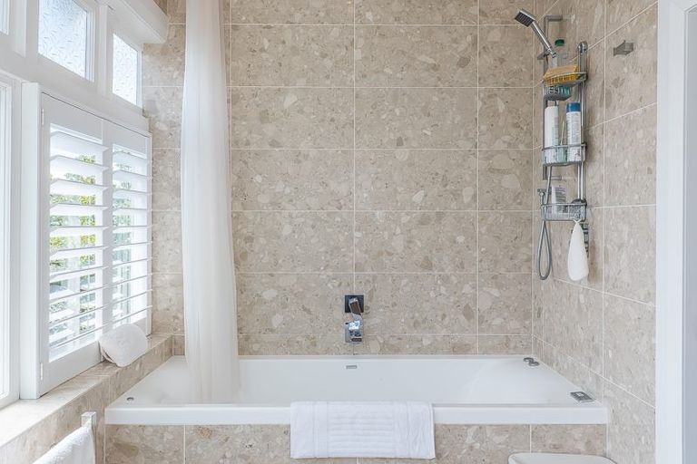 Photo of property in 7 Kio Road, Hataitai, Wellington, 6021