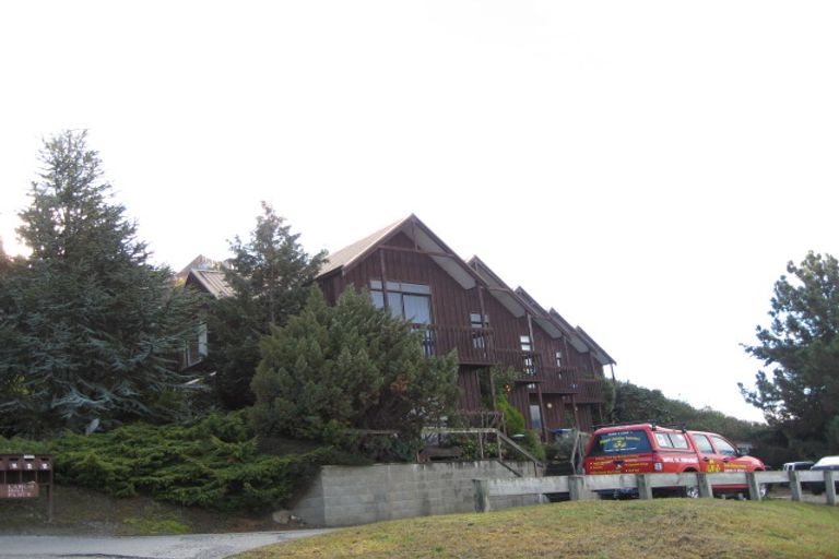 Photo of property in 2d Larch Hill Place, Queenstown, 9300