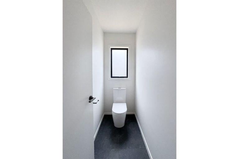 Photo of property in 30 Dunn Street, Lake Hawea, 9382